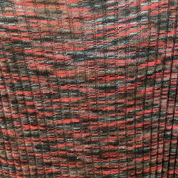 LAST CALL!! GREAT CONDITION DRESS - Picture 2 of 8